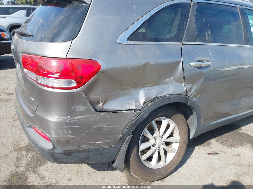2016 KIA SORENTO auction photo 6