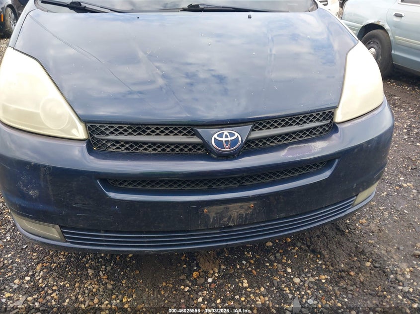 2005 TOYOTA SIENNA auction photo 6