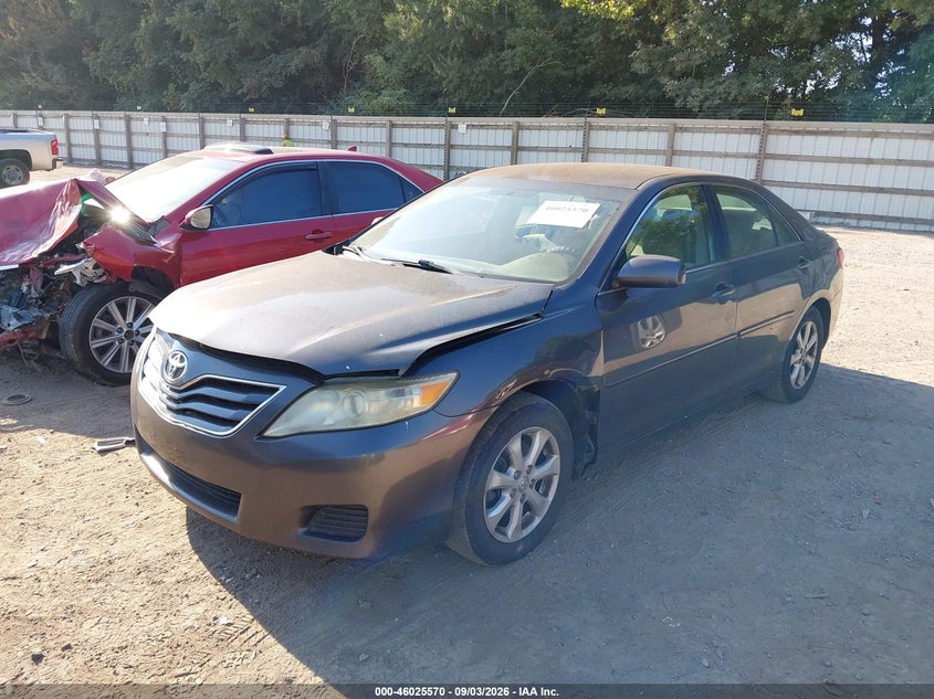 2011 TOYOTA CAMRY auction photo 2