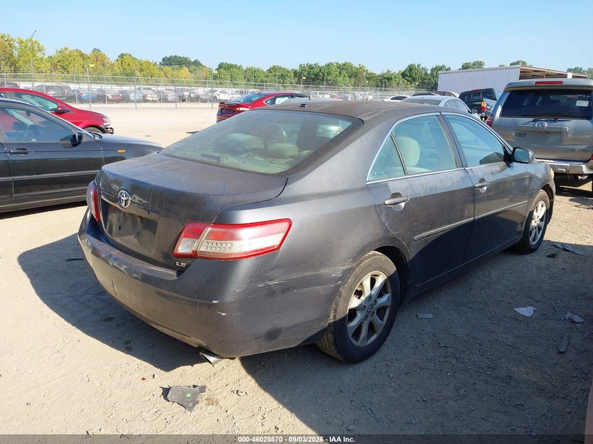 2011 TOYOTA CAMRY auction photo 4