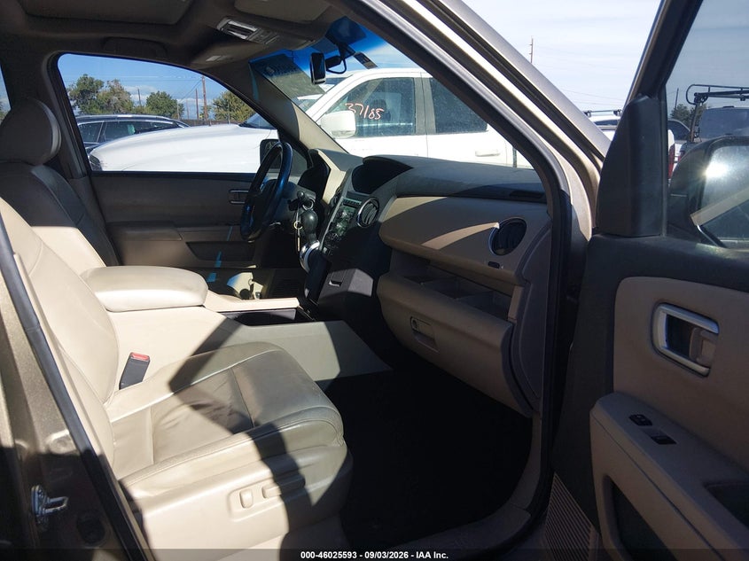 2010 HONDA PILOT auction photo 5