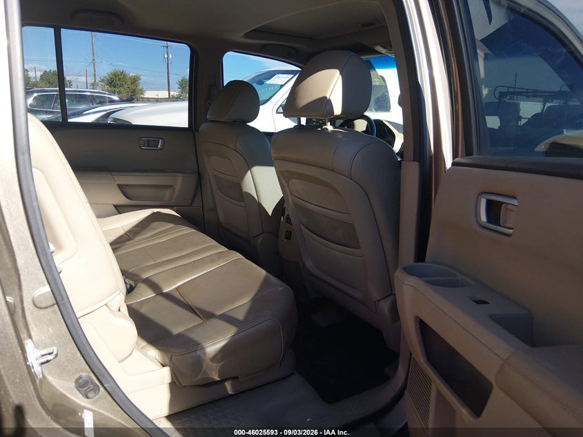2010 HONDA PILOT auction photo 8