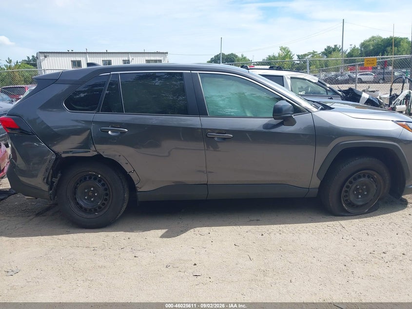 TOYOTA RAV4 - zdjęcie 13