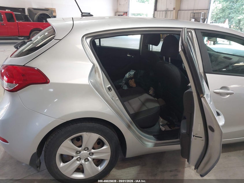 2016 KIA FORTE HATCHBACK 2.0L I-4 DI, DOHC, VVT, REGULAR , 173HP