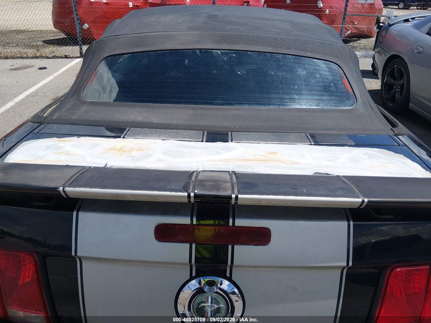 2009 FORD MUSTANG auction photo 6
