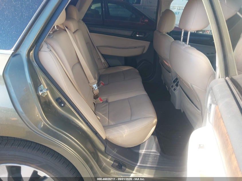 Photo 8 - SUBARU OUTBACK