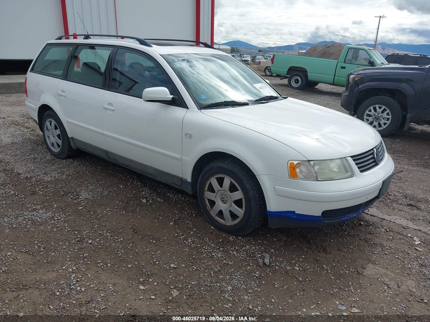 2001 VOLKSWAGEN PASSAT auction photo 1