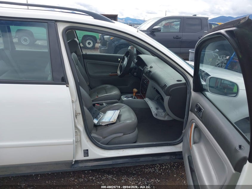 2001 VOLKSWAGEN PASSAT auction photo 5