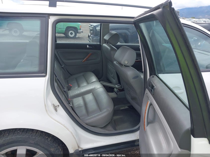 2001 VOLKSWAGEN PASSAT auction photo 8