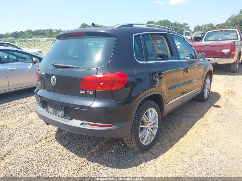 2015 VOLKSWAGEN TIGUAN auction photo 4