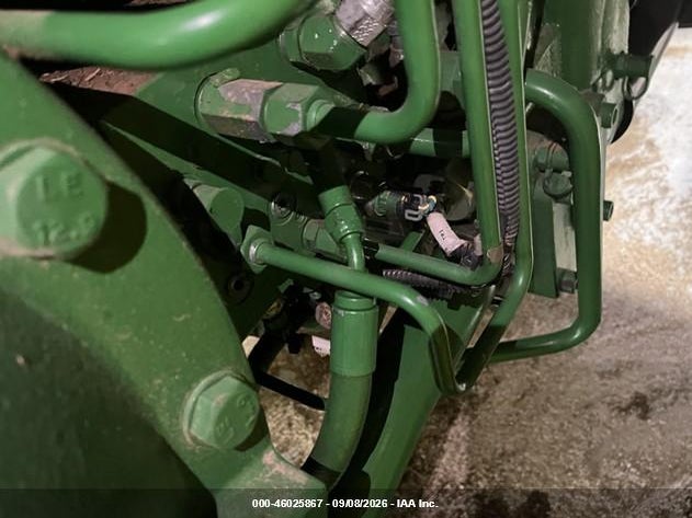2014 JOHN DEERE 8285R TRACTOR  **SITE SALE** auction photo 5
