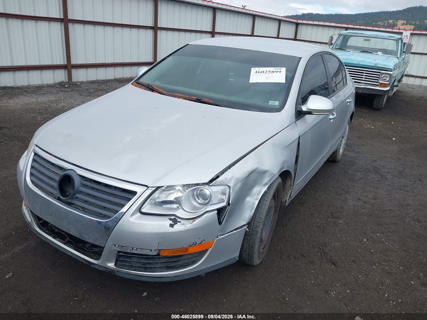 2006 VOLKSWAGEN PASSAT auction photo 2