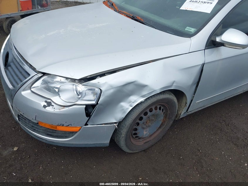 2006 VOLKSWAGEN PASSAT auction photo 6
