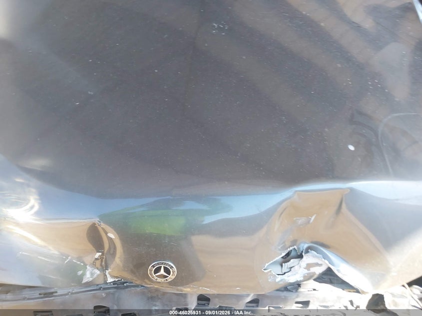 MERCEDES-BENZ C 300 2018 VIN 55SWF4JB5JU249573