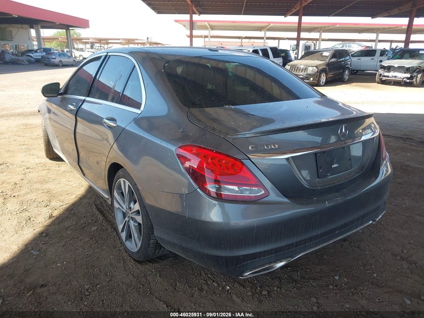 MERCEDES-BENZ C 300 2018 VIN 55SWF4JB5JU249573