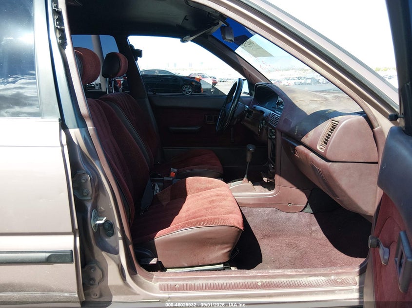 1992 TOYOTA COROLLA auction photo 5