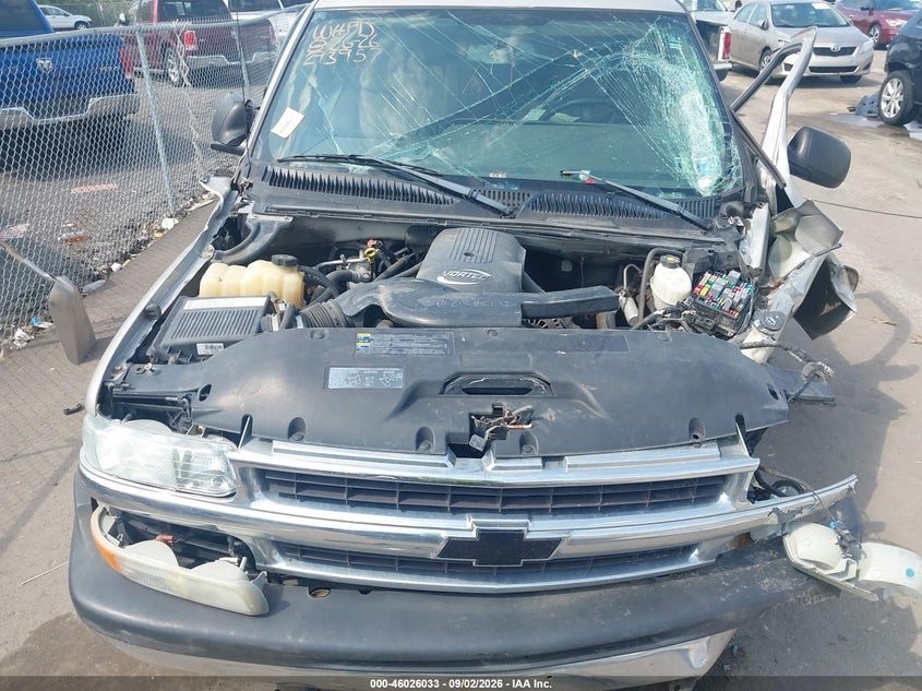 CHEVROLET TAHOE 2004 VIN 1GNEK13T04J276049
