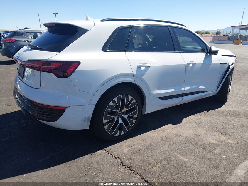 Vin: wa15aage1rb025933, lot: 46525440, audi q8 e-tron premium plus quattro 20244