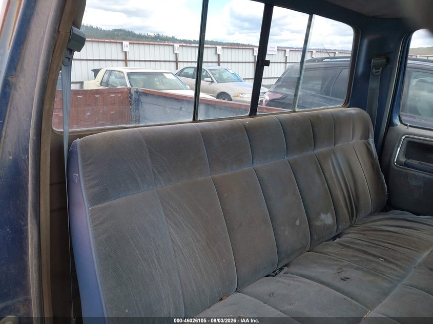 1986 FORD F250 auction photo 8