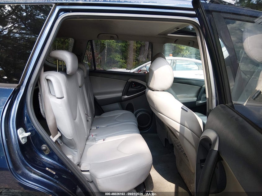 2006 TOYOTA RAV4 auction photo 8
