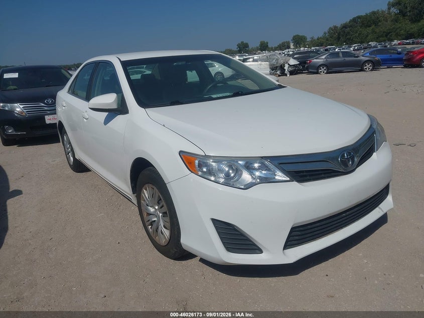 2012 TOYOTA CAMRY auction photo 1