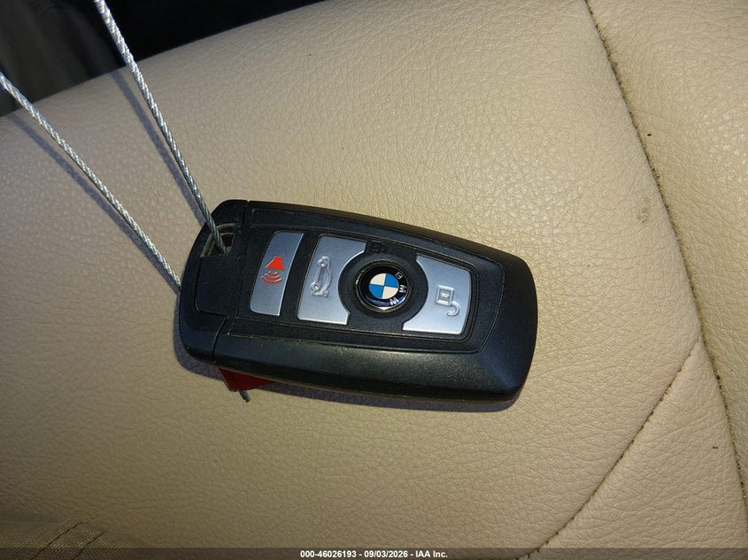 BMW 320I - zdjęcie 11