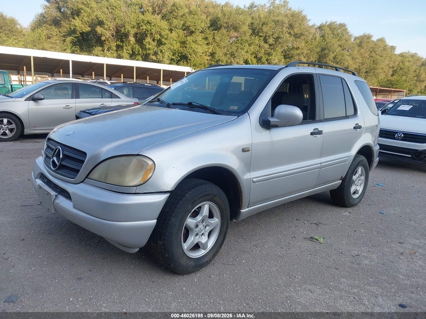 2000 MERCEDES-BENZ ML 320 auction photo 2