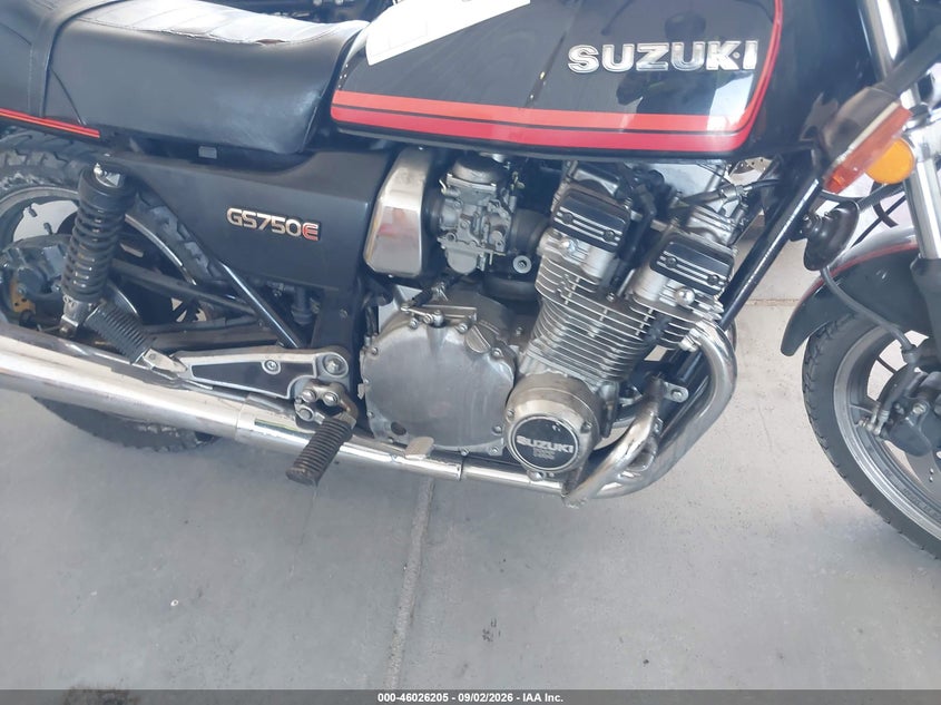 1982 SUZUKI GS 750 E 4
