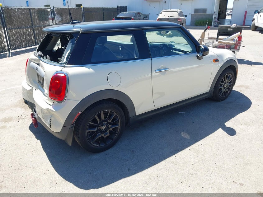 Vin: wmwxm5c59f3a60728, lot: 46525607, mini hardtop cooper 20154