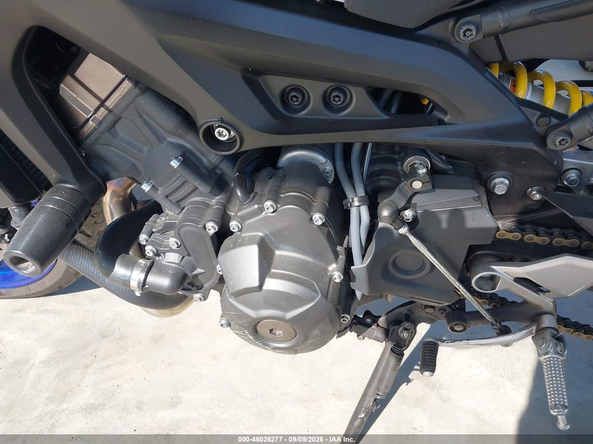 YAMAHA FZ09 2015