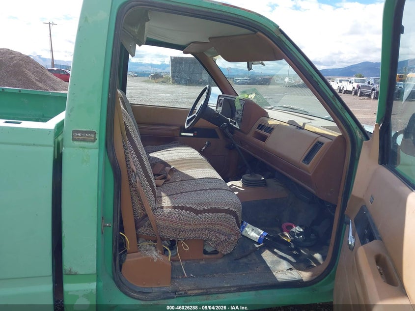 1990 CHEVROLET GMT-400 auction photo 5