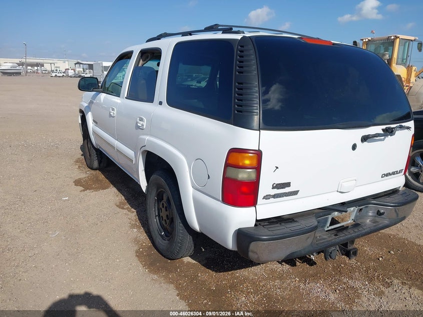 2002 CHEVROLET TAHOE auction photo 3