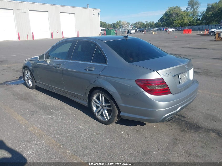 2013 MERCEDES-BENZ C 250 auction photo 3