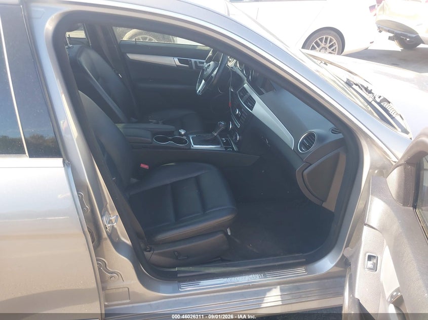 2013 MERCEDES-BENZ C 250 auction photo 5