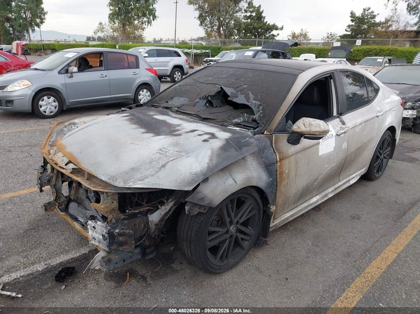Vin: 4t1daack5su063913, lot: 46525719, toyota camry xse 20252