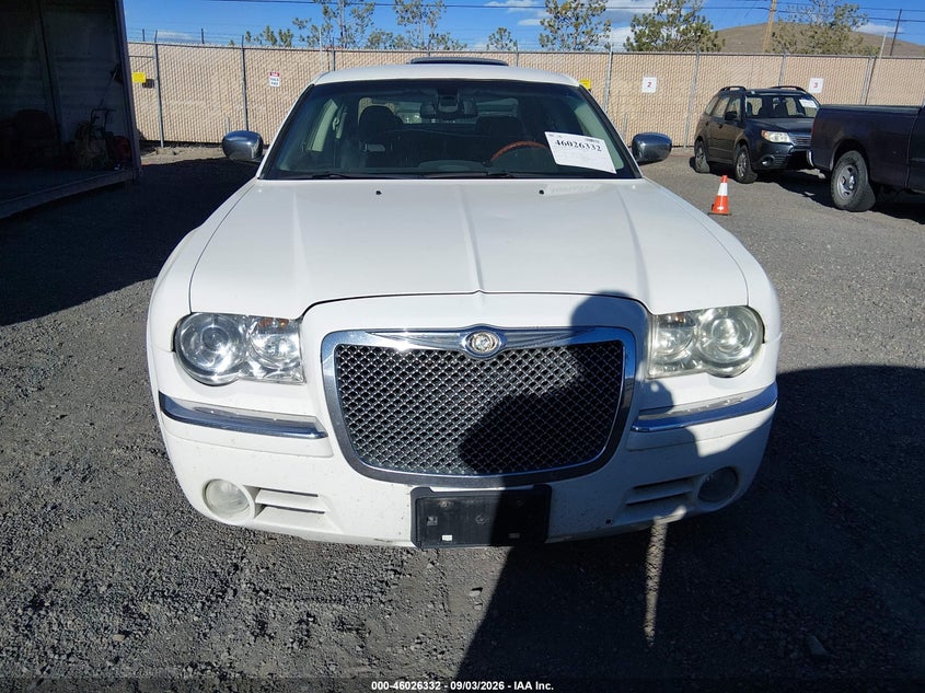 2008 CHRYSLER 300C SEDAN 5.7L V-8 REGULAR , 340HP