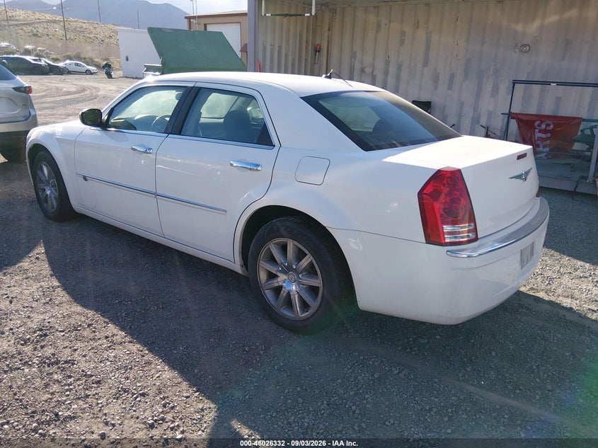 2008 CHRYSLER 300C SEDAN 5.7L V-8 REGULAR , 340HP