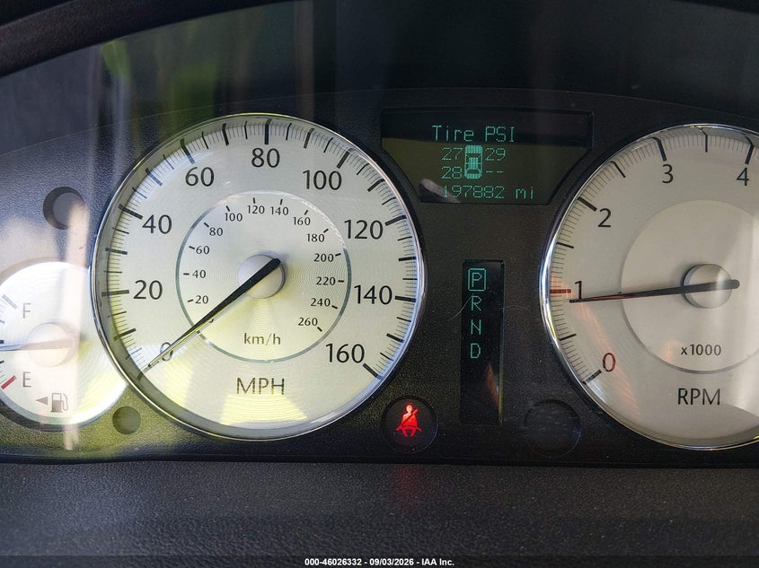 2008 CHRYSLER 300C SEDAN 5.7L V-8 REGULAR , 340HP