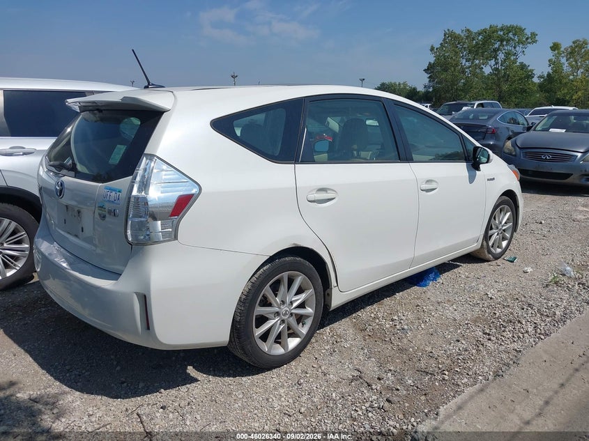 2012 TOYOTA PRIUS V auction photo 4