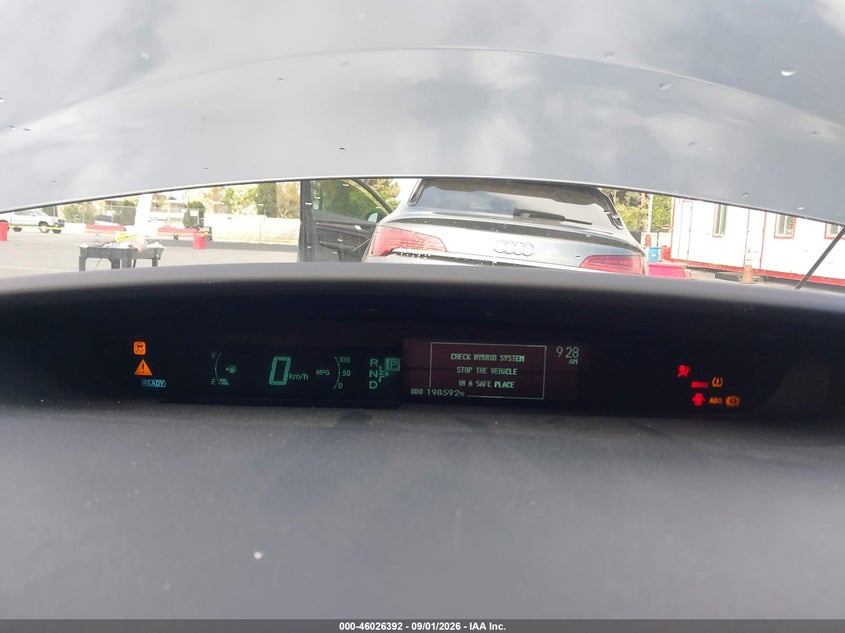 2015 TOYOTA PRIUS auction photo 7
