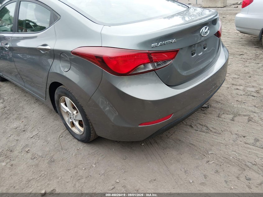 2014 HYUNDAI ELANTRA auction photo 6