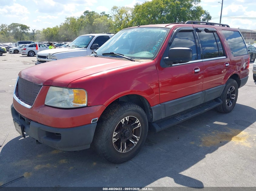 2005 FORD EXPEDITION auction photo 2
