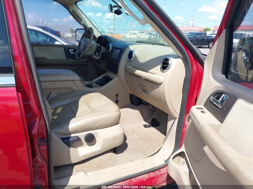 2005 FORD EXPEDITION auction photo 5