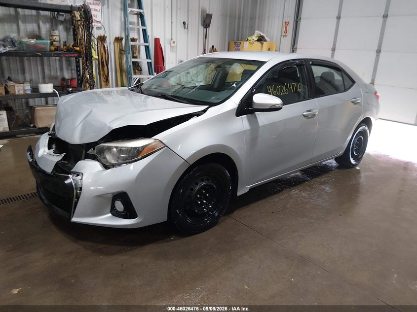 2015 Toyota Corolla, Удар спереди, IAAI, VIN 5YFBURHE4FP346567 — фото 2