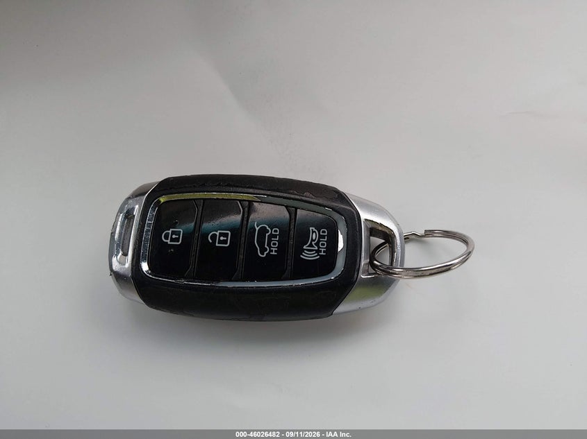 HYUNDAI KONA 2018 VIN KM8K22AA2JU126081