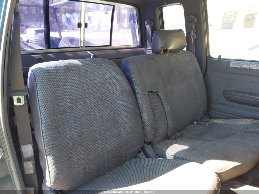 1995 TOYOTA PICKUP auction photo 8