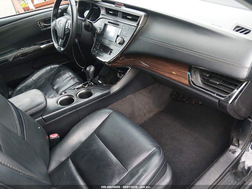 2015 TOYOTA AVALON HYBRID auction photo 5