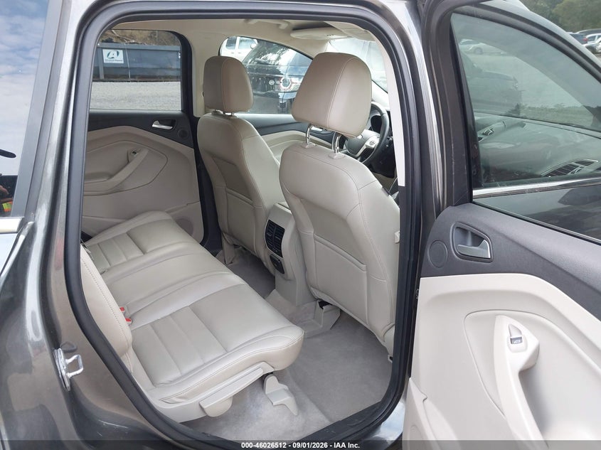2016 FORD ESCAPE auction photo 8