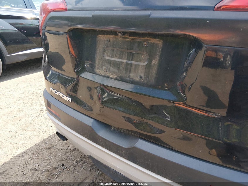 2017 GMC ACADIA auction photo 6