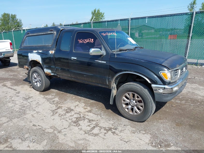 1995 TOYOTA TACOMA auction photo 1